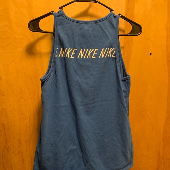 Nike tank top womens - Picture 2 of 3